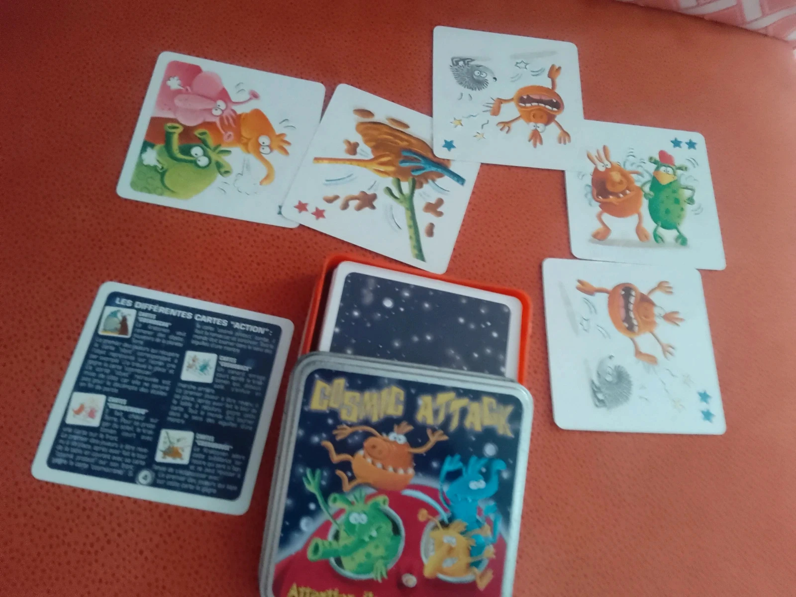 Cosmic attack jeu de cartes